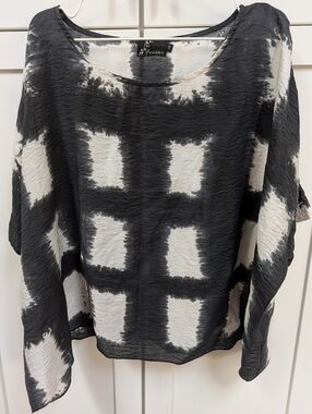 Fenini Abstract Patterned Top